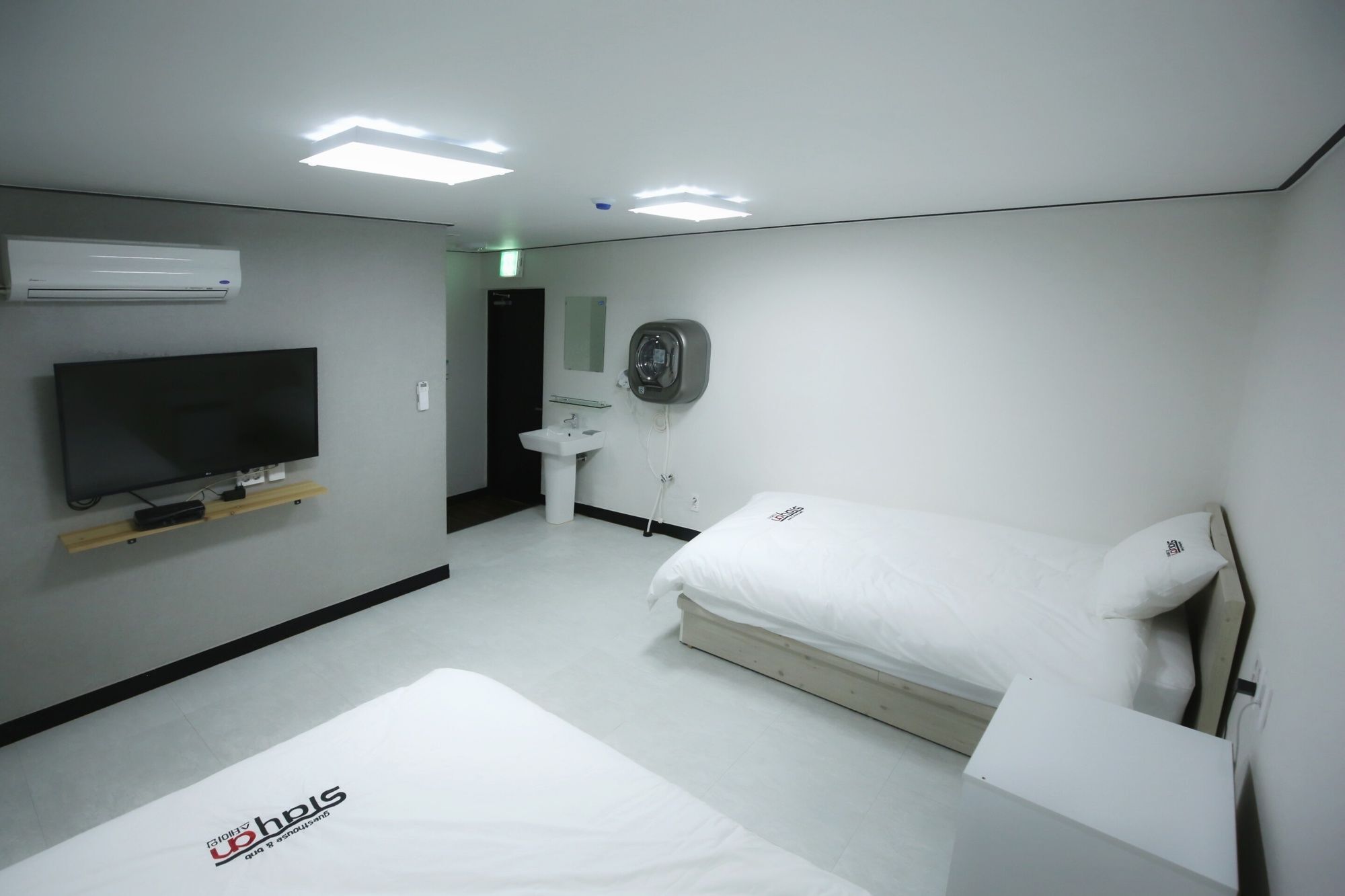 Stayan Guesthouse And Bnb بوسان المظهر الخارجي الصورة